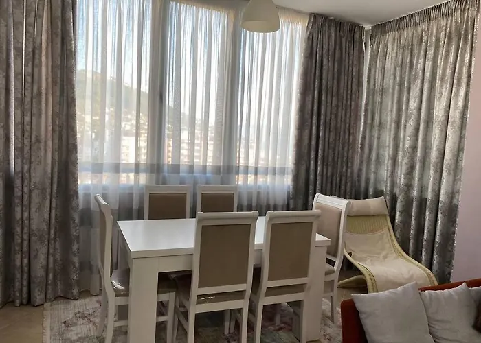 Sea Scape Apartment