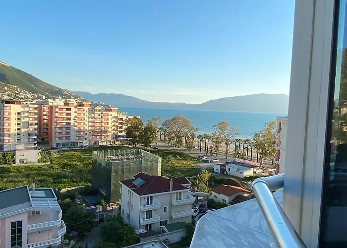 Sea Scape Apartment